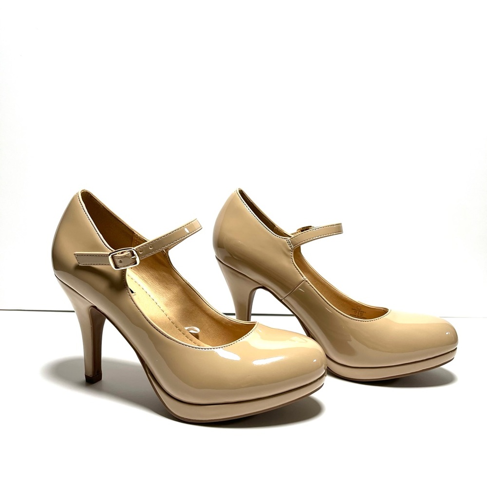 Daily Shoes Jennison Nude Pumps Size 7